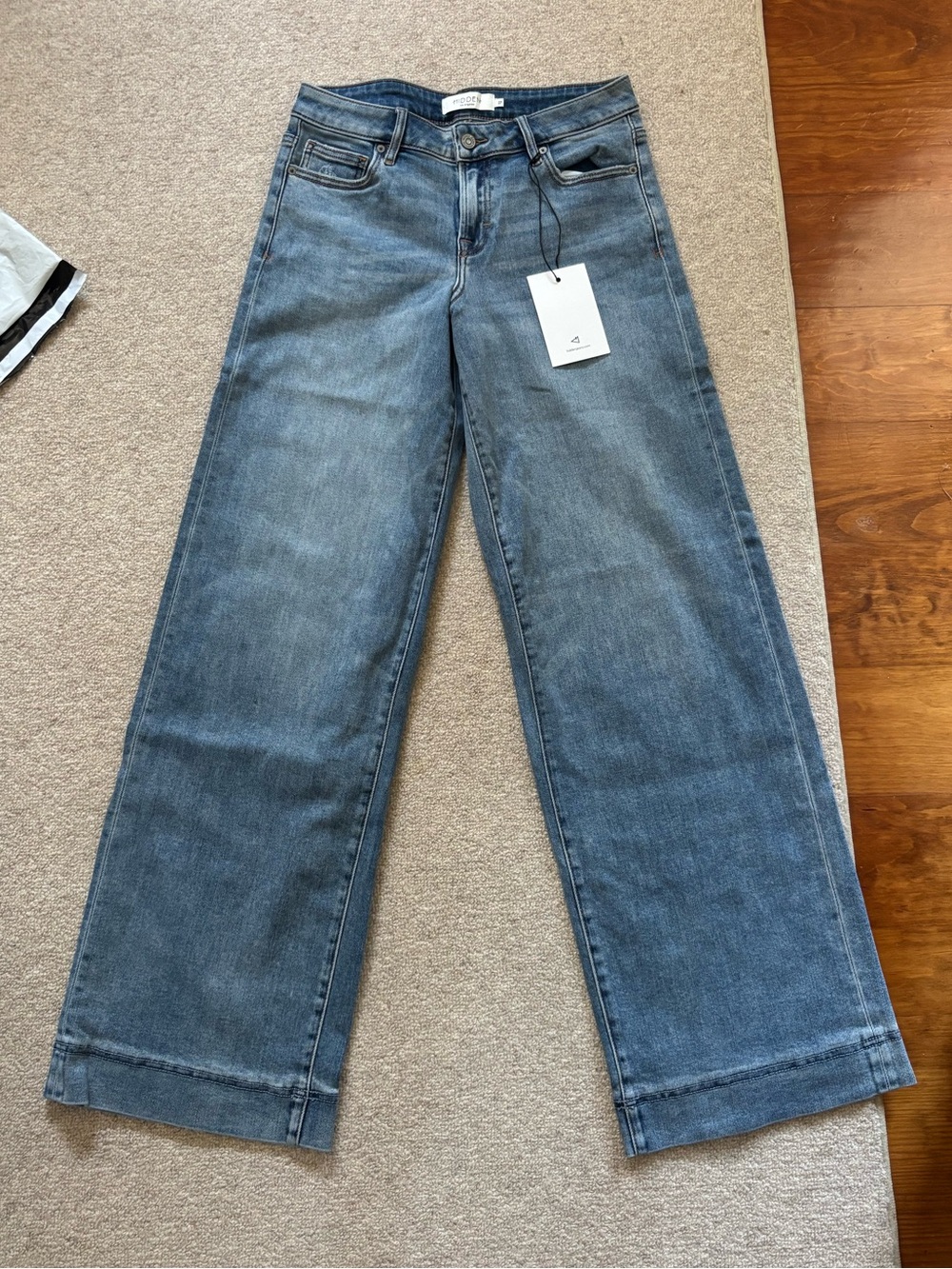 High-Rise Wide-Leg Jeans in Faded Blue by AGOLDE